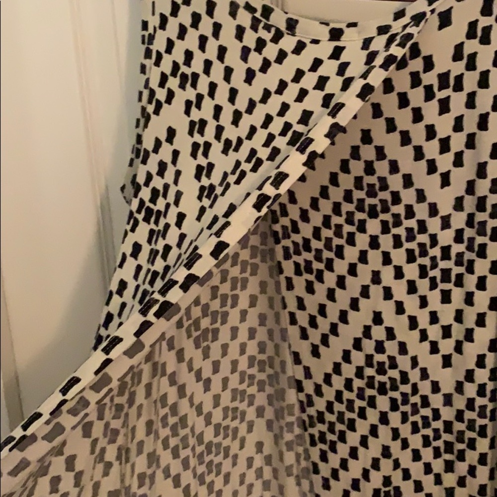Open back blouse - Picture 4 of 4